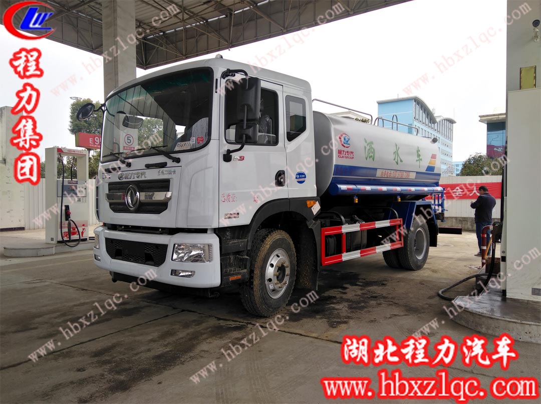 “精工制造，品質(zhì)保障”——湖北程力東風大多利卡D9灑水車產(chǎn)品特征