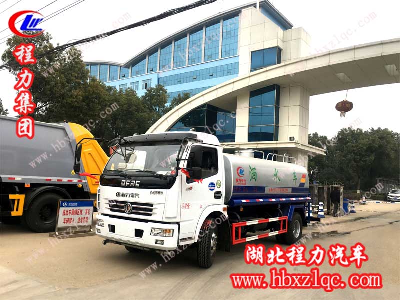 雨季，程力集團(tuán)灑水車、吸污車銷量持續(xù)走紅